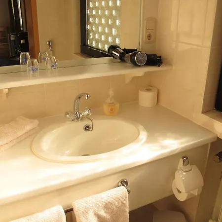 Hotell Wallon's Am Forellensee 2*